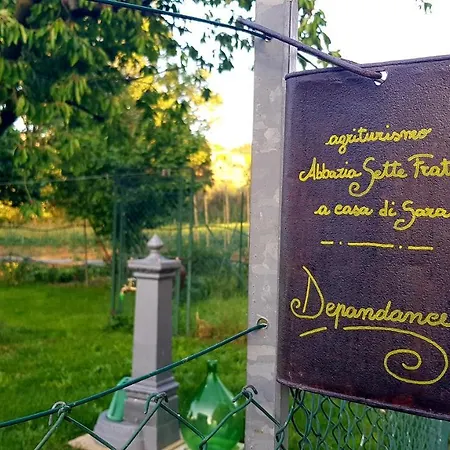 בית חווה Abbazia Sette Frati A Casa Di Sara *